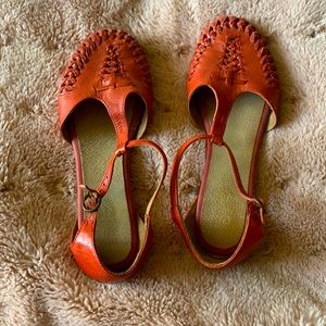 Seychelles Weekenders in Red